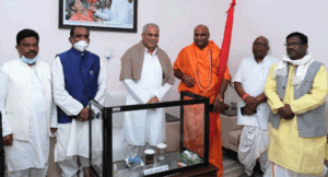 Shankaracharya-Swami-Atmanand-Saraswati