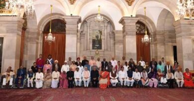 Padma Awards 2023: राष्ट्रपति द्रौपदी मुर्मू ने प्रमुख हस्तियों को पद्म पुरस्कारों से किया सम्मानित, कुमार मंगलम बिड़ला को मिला पद्म भूषण