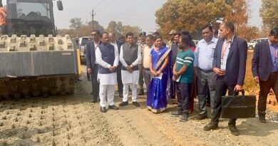 सड़क निर्माण कार्य गुणवत्ता युक्त और समय-सीमा में करें पूरा