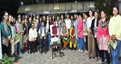 मुख्यमंत्री ने गुजरात के अध्ययन भ्रमण से लौटे महिला पत्रकारों के दल से की मुलाकात