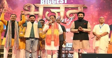 मुख्यमंत्री माधवास रॉक बैंड के ‘बिगेस्ट भजन क्लबिंग’ कार्यक्रम में हुए शामिल