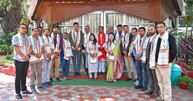 सिक्किम से अध्ययन भ्रमण पर आए पत्रकारों ने मुख्यमंत्री से की मुलाकात