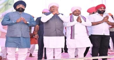 गढ़फुलझर नानकसागर में होला मोहल्ला कार्यक्रम में शामिल हुए मुख्यमंत्री विष्णु देव साय