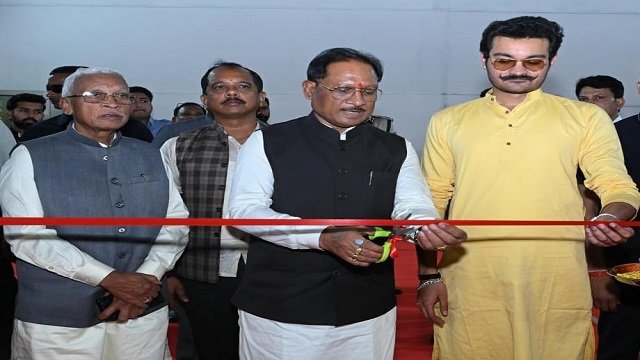 मुख्यमंत्री ने क्लाइंबिंग वॉल स्टेडियम का किया शुभारंभ