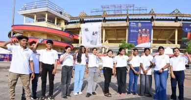 मुख्यमंत्री विष्णुदेव साय की पहल से मेधावी विद्यार्थियों ने लिया आईपीएल मैच का रोमांच