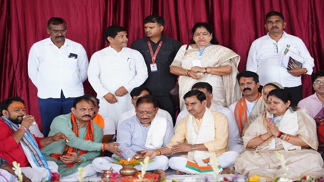 मुख्यमंत्री विष्णु देव साय ने जांजगीर-चांपा जिले में 295 करोड़ रुपये से अधिक के 341 विकास कार्यों का किया लोकार्पण एवं भूमिपूजन