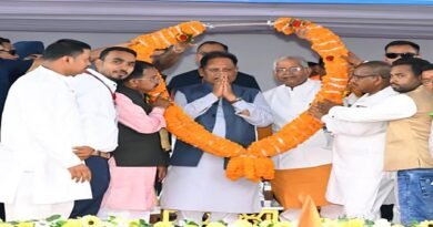 मुख्यमंत्री विष्णु देव साय बोदरी में संत गाडगे बाबा की 150वीं जयंती समारोह में हुए शामिल