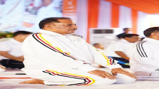 योग को दिनचर्या का हिस्सा बनाएं, स्वस्थ समाज के निर्माण में योगदान दें : मुख्यमंत्री विष्णुदेव साय