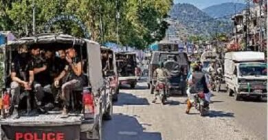 गुलाम जम्मू-कश्मीर में फिर भड़की हिंसा, 4 पुलिसकर्मी समेत 11 लोगों की मौत
