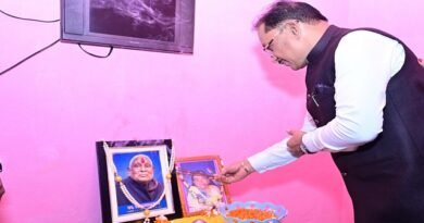 मुख्यमंत्री विष्णुदेव साय ने मीसाबंदी स्वर्गीय शिवबालक साव को दी श्रद्धांजलि