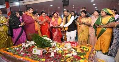 मुख्यमंत्री विष्णुदेव साय ने पवित्र श्रावण मास में अपने निवास में किया रुद्राभिषेक