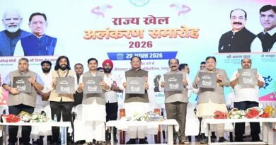 मुख्यमंत्री साय ने खेलों पर आधारित फोटो प्रदर्शनी और कॉफी टेबल बुक ‘हमारे खिलाड़ी’ का किया विमोचन