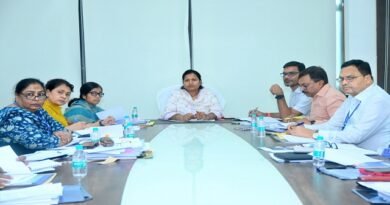 बस्तर प्रवास के अनुभवों के आधार पर मंत्री लक्ष्मी राजवाड़े ने ली उच्चस्तरीय समीक्षा बैठक
