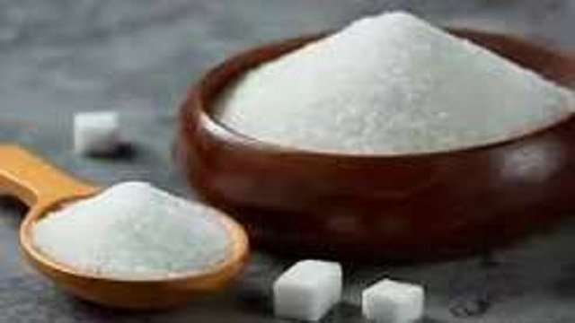 चीनी की कीमत 1 रुपये किलो और बढ़ी, अब इतने हो गए रिटेल दाम, एक महीने पहले से 34% ज्‍यादा
