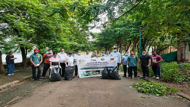 स्वच्छ भारत अभियान 6.0 के तहत नरैया तालाब में स्वच्छता अभियान आयोजित