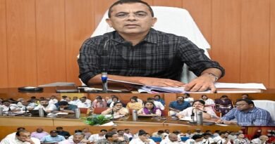 कलेक्टर ने ली साप्ताहिक समय-सीमा की बैठक, शासकीय अस्पतालों के निरीक्षण के दिए निर्देश