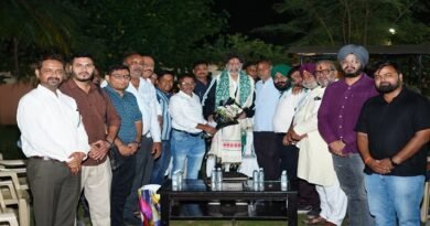 सड़क दुर्घटना के बाद स्वस्थ होकर रायपुर लौटे भाजपा प्रदेश अध्यक्ष किरण सिंह देव से CAIT छत्तीसगढ़ की टीम ने की सौजन्य भेंट